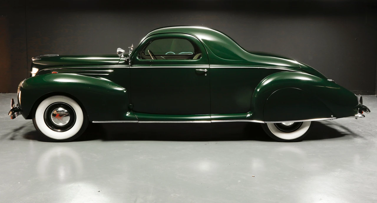 Lincoln Zephyr - Image 2 of 13