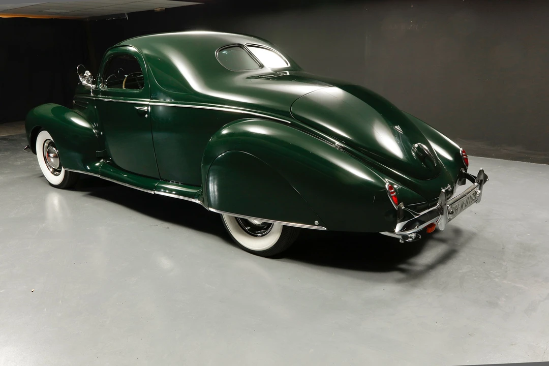 Lincoln Zephyr - Image 5 of 13