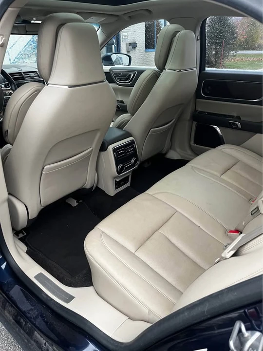 2017 Lincoln Continental 10th Gen - Image 8 of 8