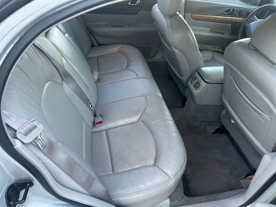 2001 Lincoln Continental 9th Gen - Image 8 of 8