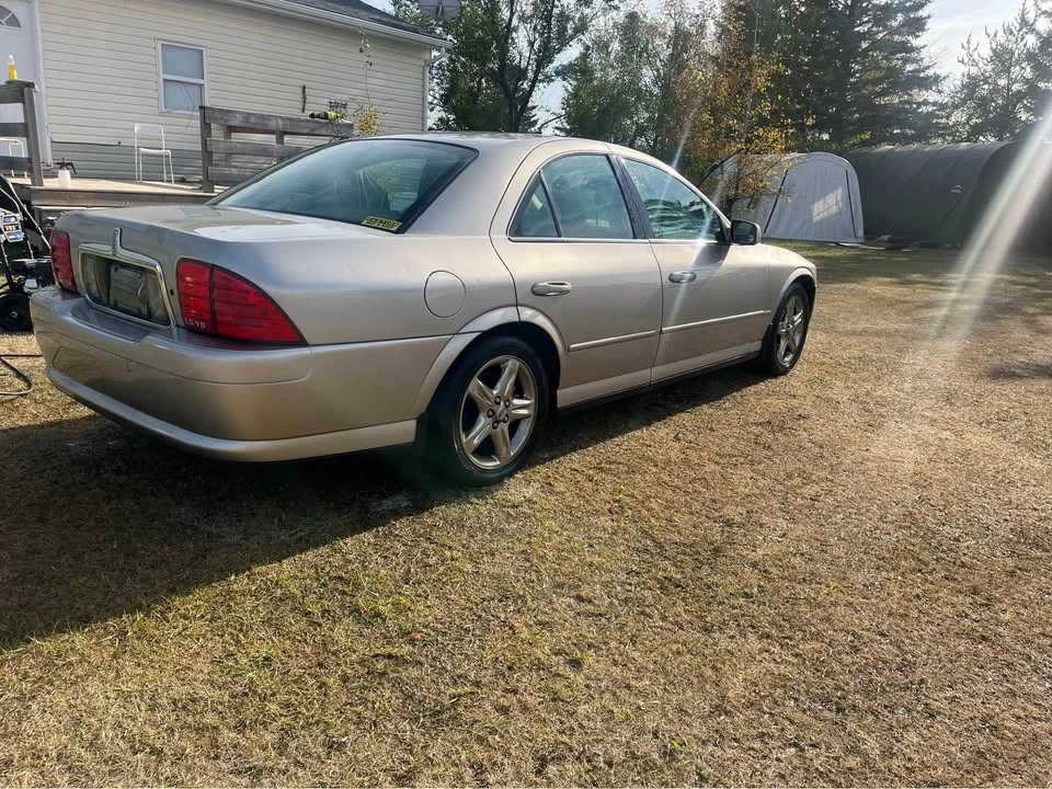 Lincoln LS - Image 9 of 10