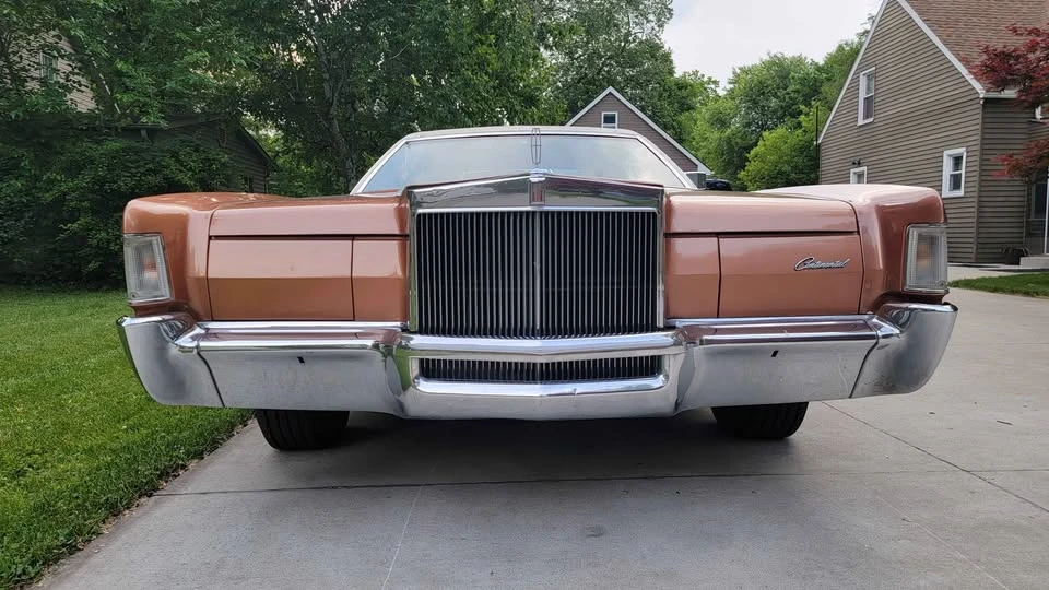 Lincoln Continental Mark IV - Image 6 of 10