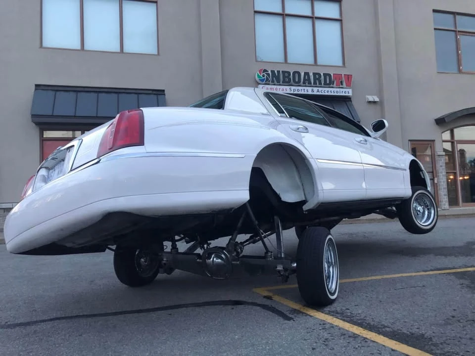 1999 Lincoln Town Car - Image 10 of 10