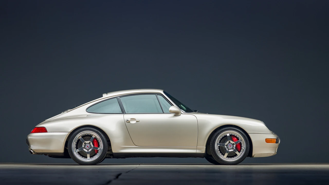1997 Porsche 993 Carrera 4S - Image 11 of 31