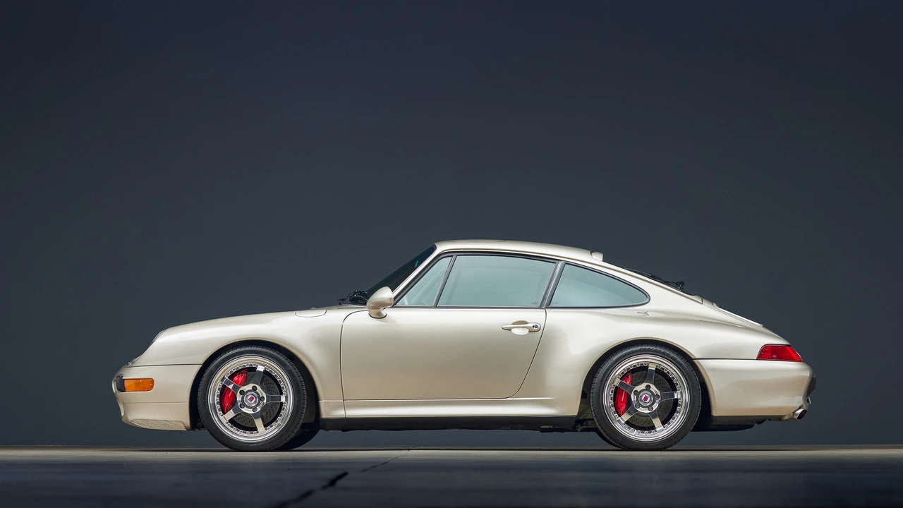 1997 Porsche 993 Carrera 4S - Image 4 of 31