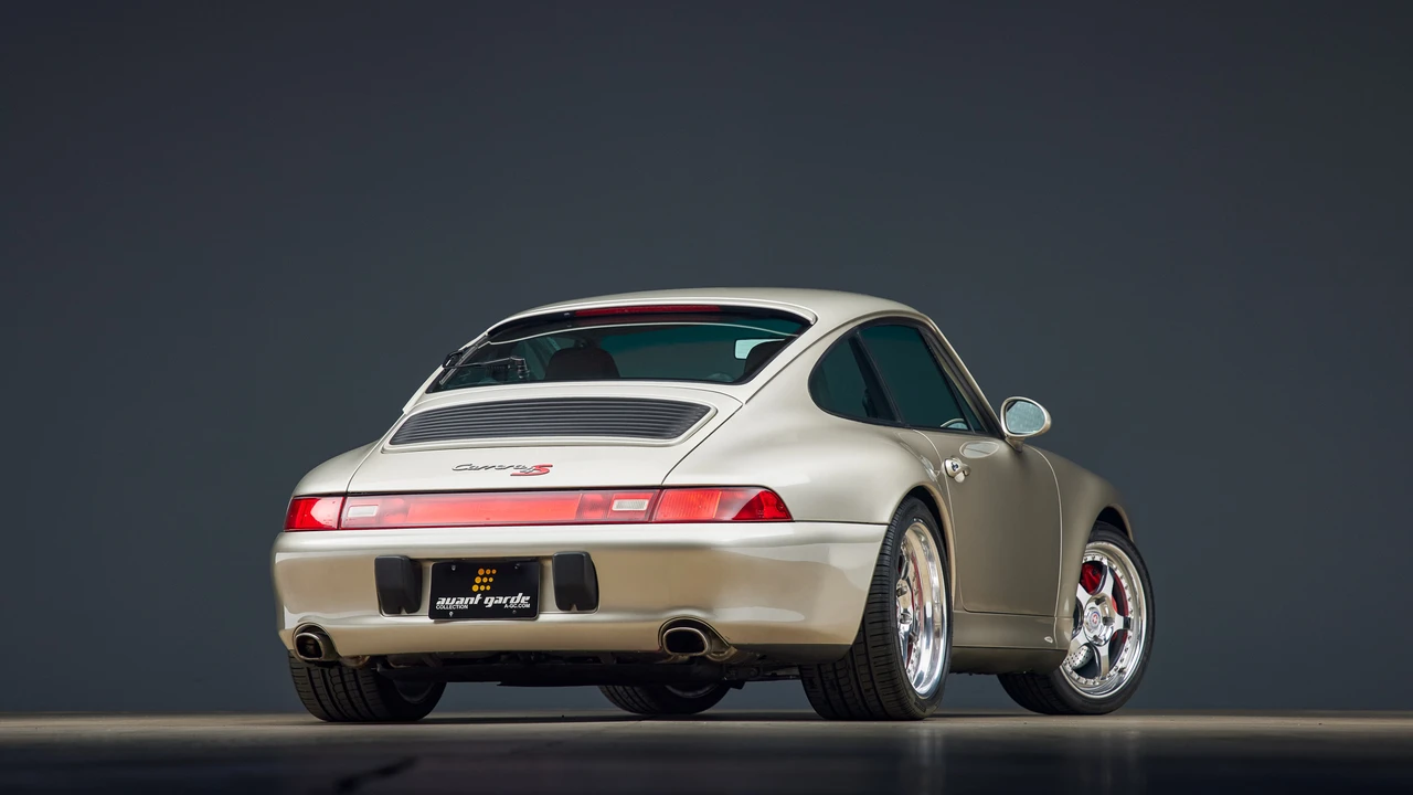 1997 Porsche 993 Carrera 4S - Image 9 of 31
