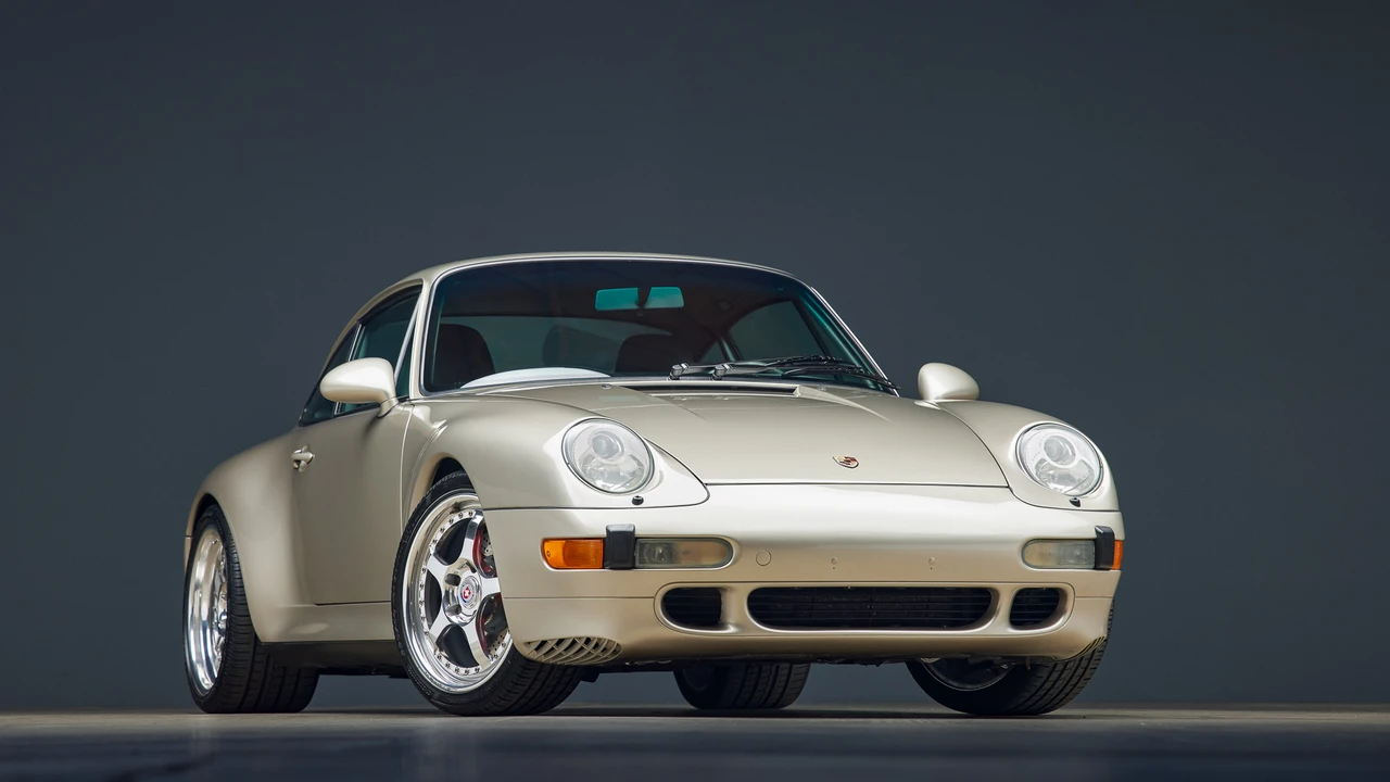 1997 Porsche 993 Carrera 4S - Image 14 of 31