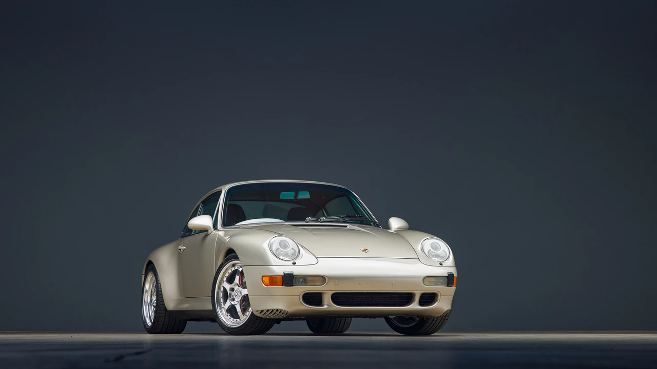 1997 Porsche 993 Carrera 4S - Image 13 of 31