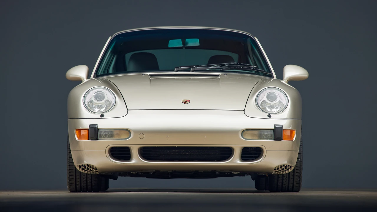 1997 Porsche 993 Carrera 4S - Image 16 of 31