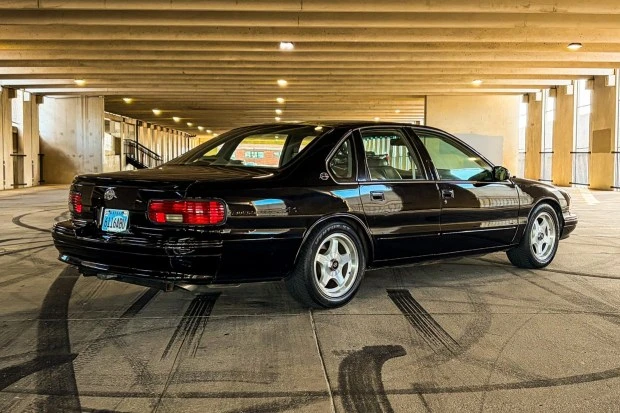 1995 Chevrolet Impala 8th Gen - Image 2 of 7