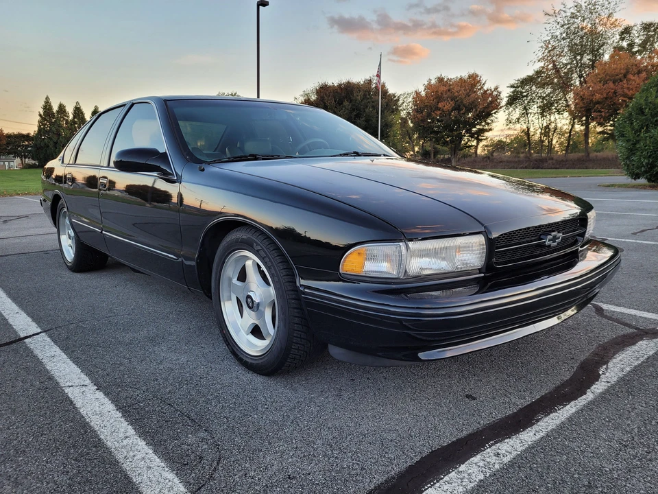 1995 Chevrolet Impala 7th Gen - Image 12 of 31