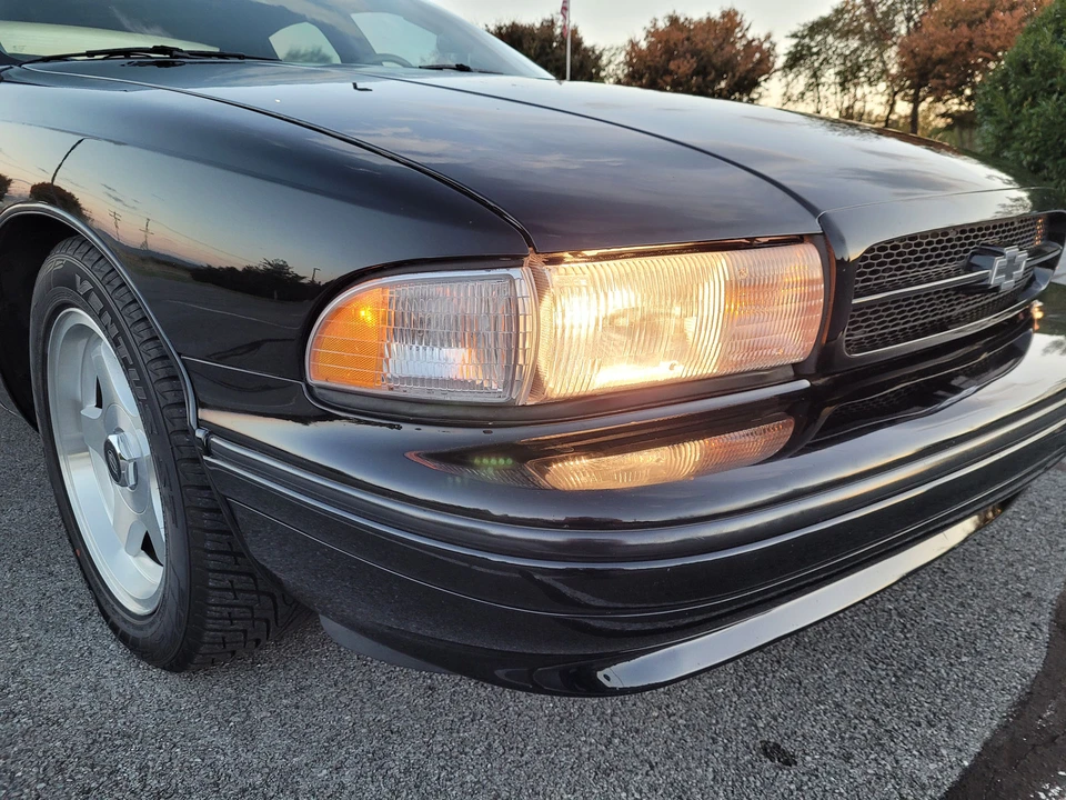 1995 Chevrolet Impala 7th Gen - Image 24 of 31