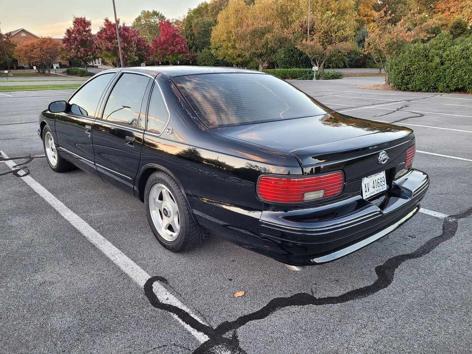 1995 Chevrolet Impala 7th Gen - Image 4 of 31