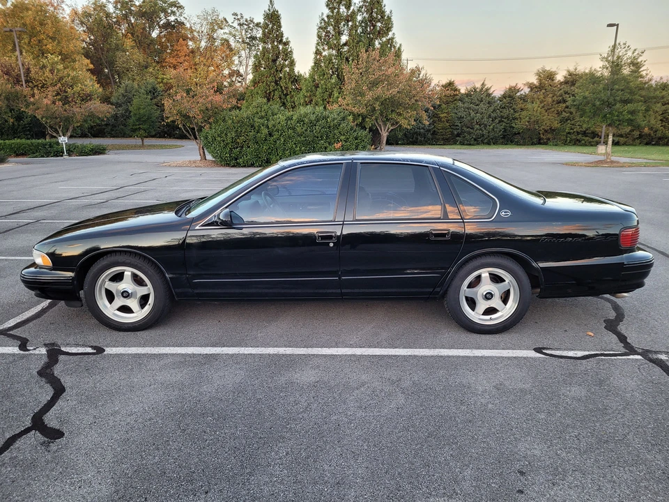 1995 Chevrolet Impala 7th Gen - Image 6 of 31
