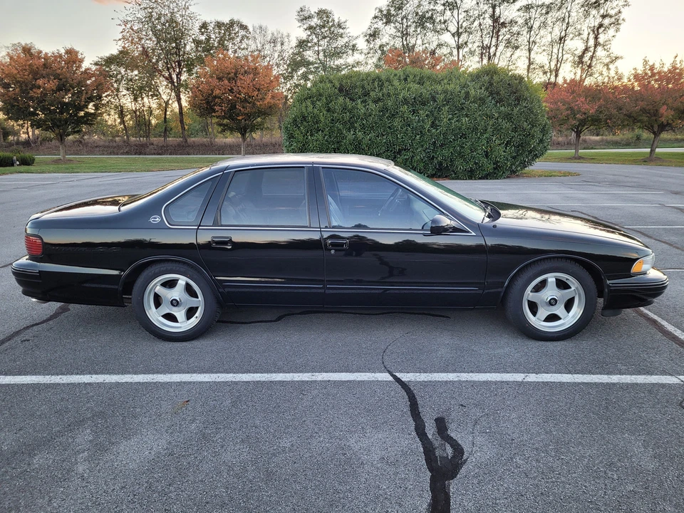 1995 Chevrolet Impala 7th Gen - Image 8 of 31