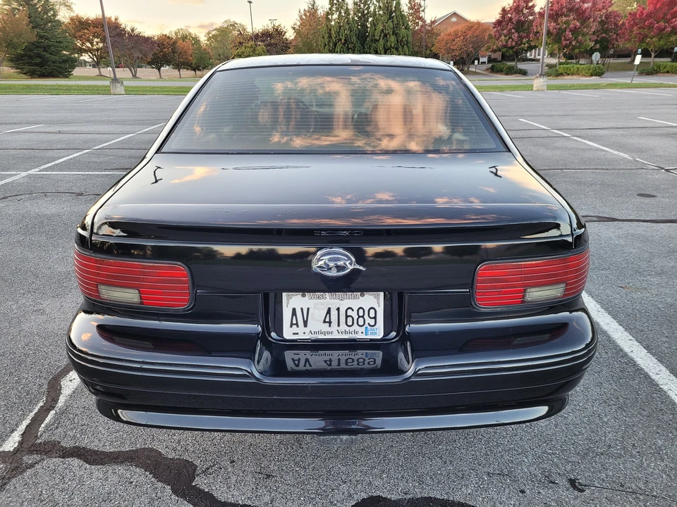 1995 Chevrolet Impala 7th Gen - Image 10 of 31