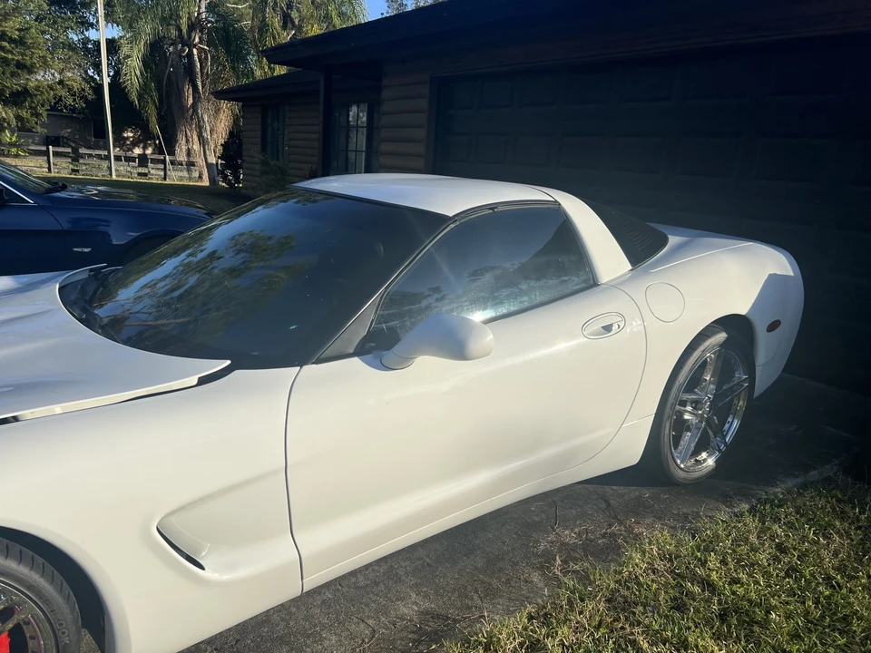 2000 Chevrolet Corvette C5 - Image 11 of 31