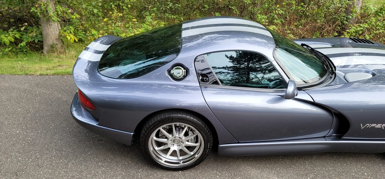 2000 Dodge Viper GTS 2nd Gen - Image 25 of 31
