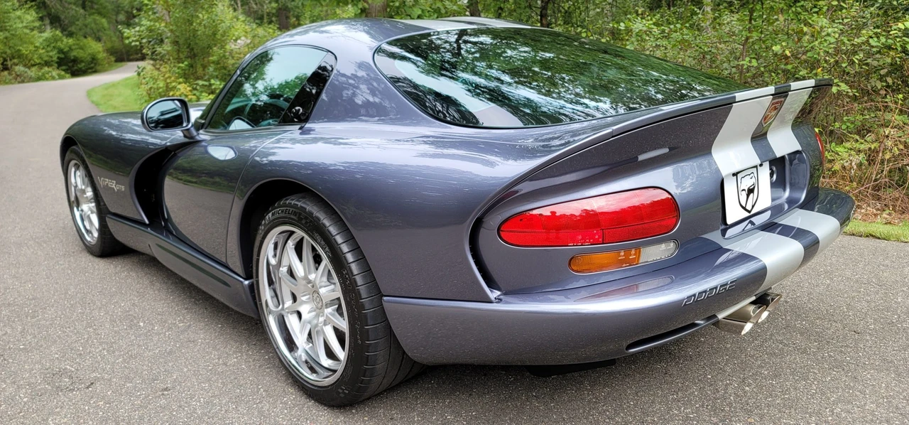 2000 Dodge Viper GTS 2nd Gen - Image 15 of 31