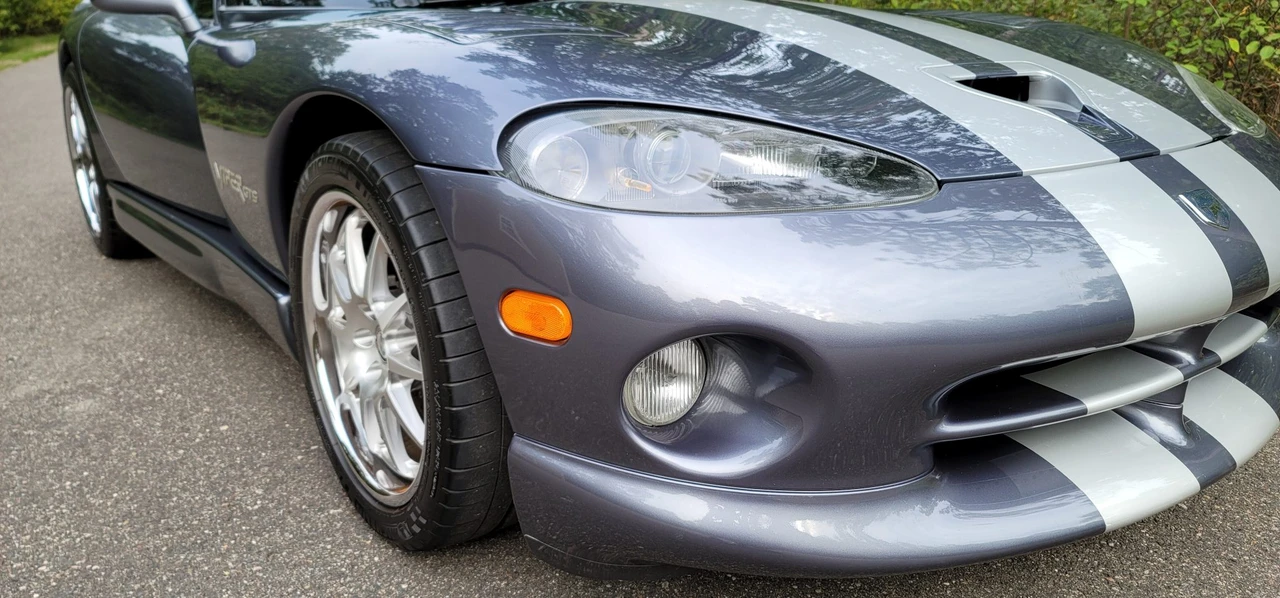 2000 Dodge Viper GTS 2nd Gen - Image 21 of 31