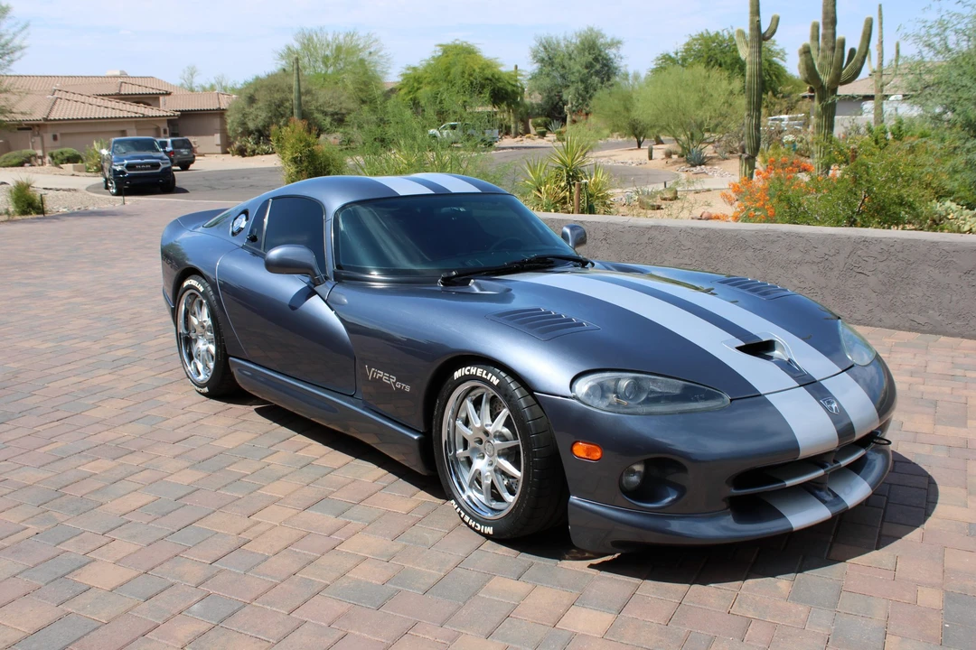 2000 Dodge Viper GTS 2nd Gen - Image 16 of 31