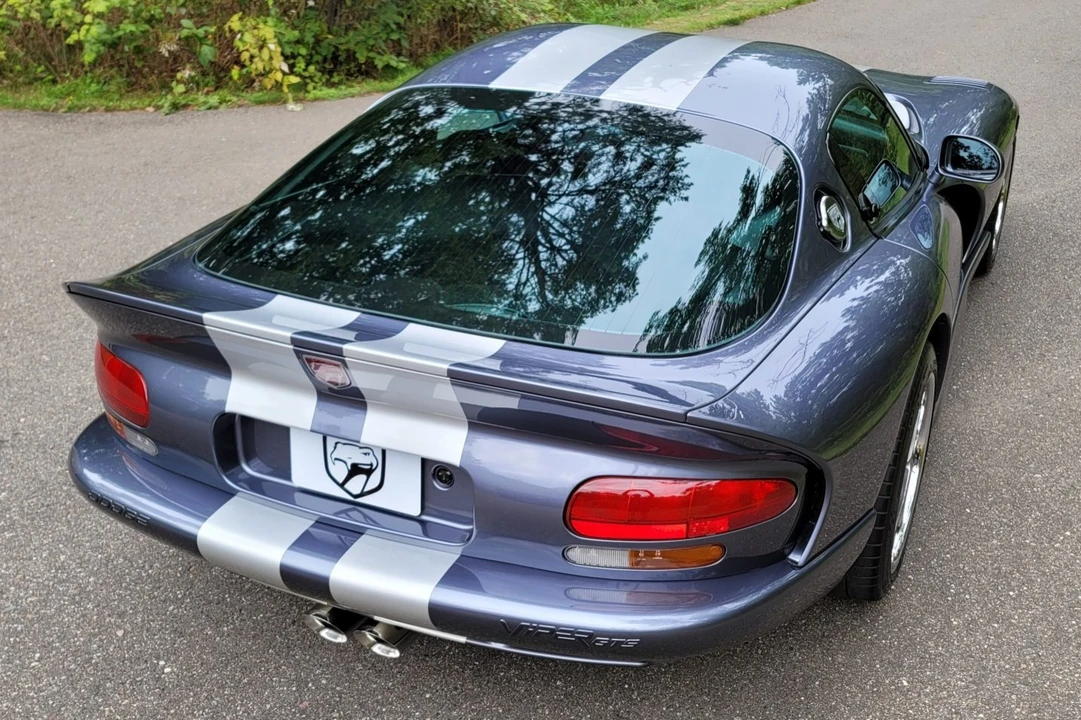 2000 Dodge Viper GTS 2nd Gen - Image 11 of 31