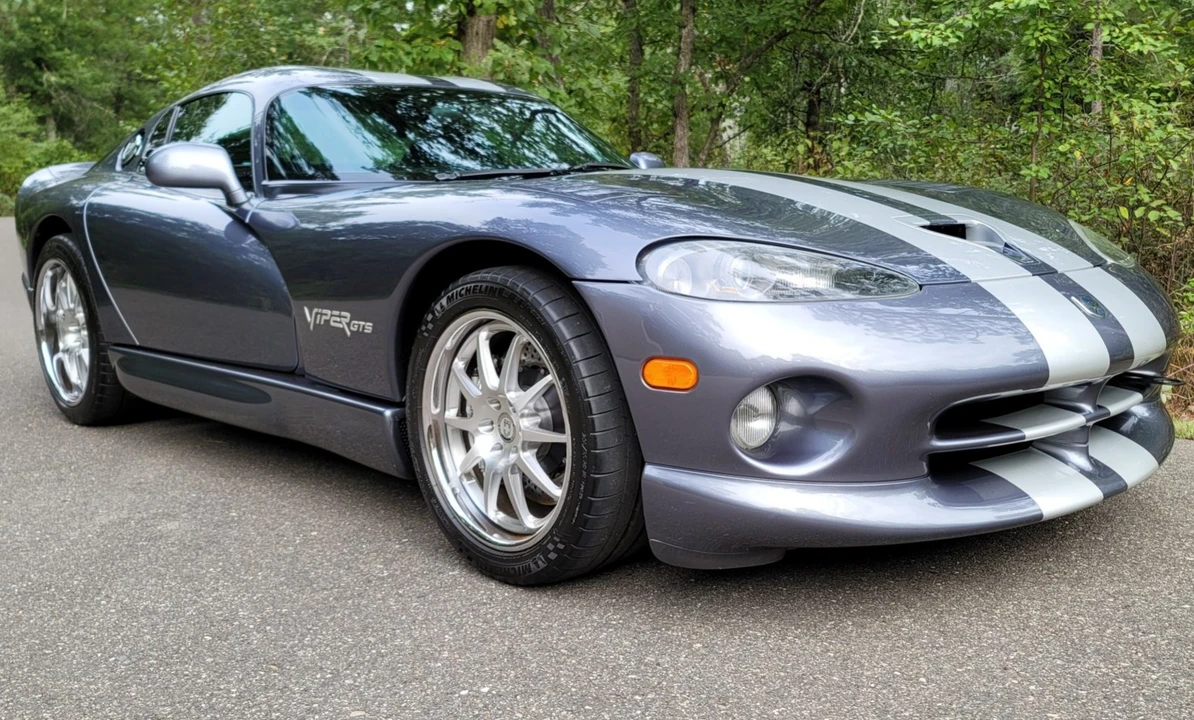 2000 Dodge Viper GTS 2nd Gen - Image 4 of 31