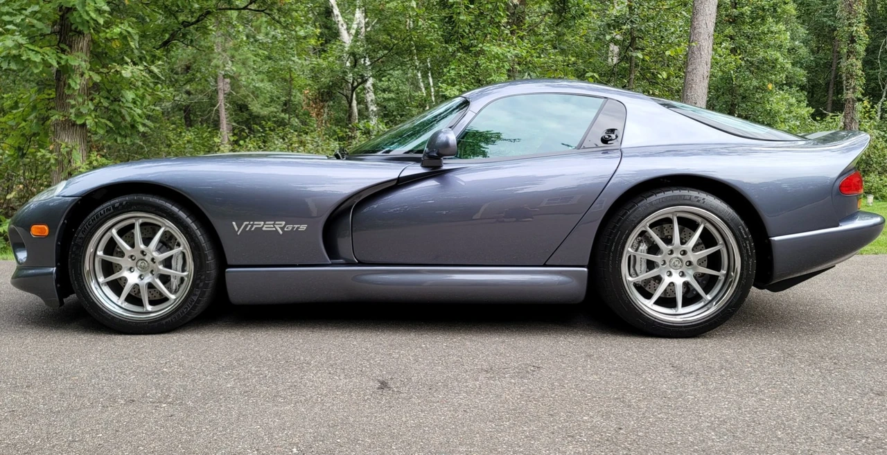 2000 Dodge Viper GTS 2nd Gen - Image 17 of 31