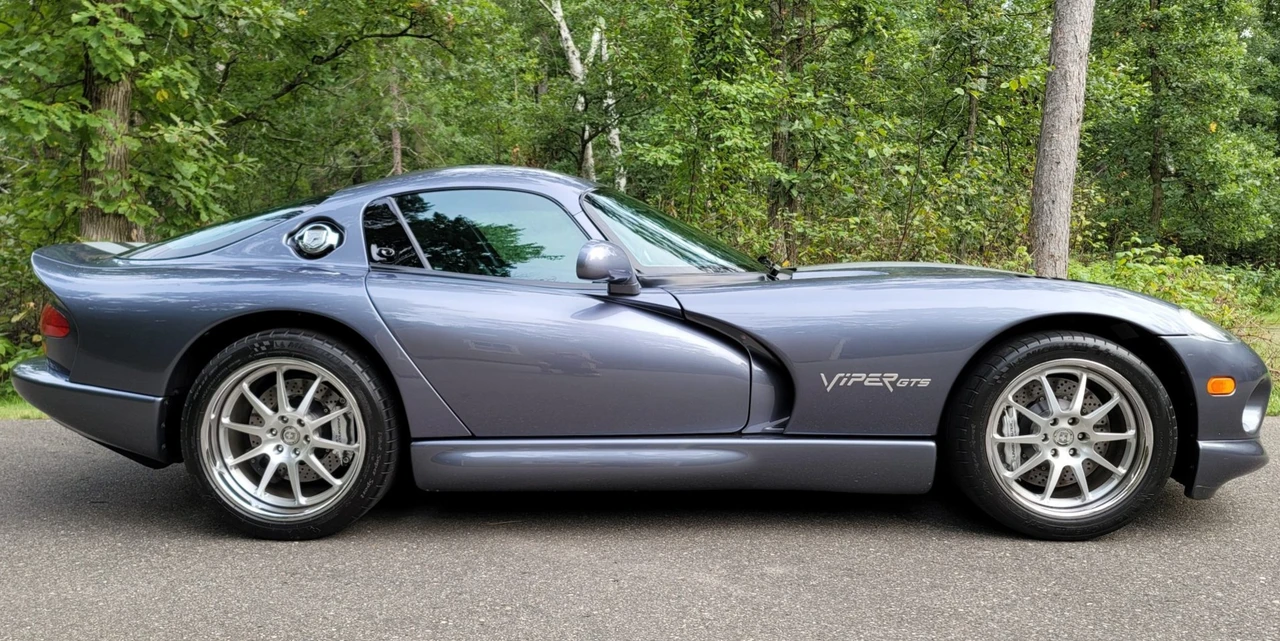 2000 Dodge Viper GTS 2nd Gen - Image 9 of 31