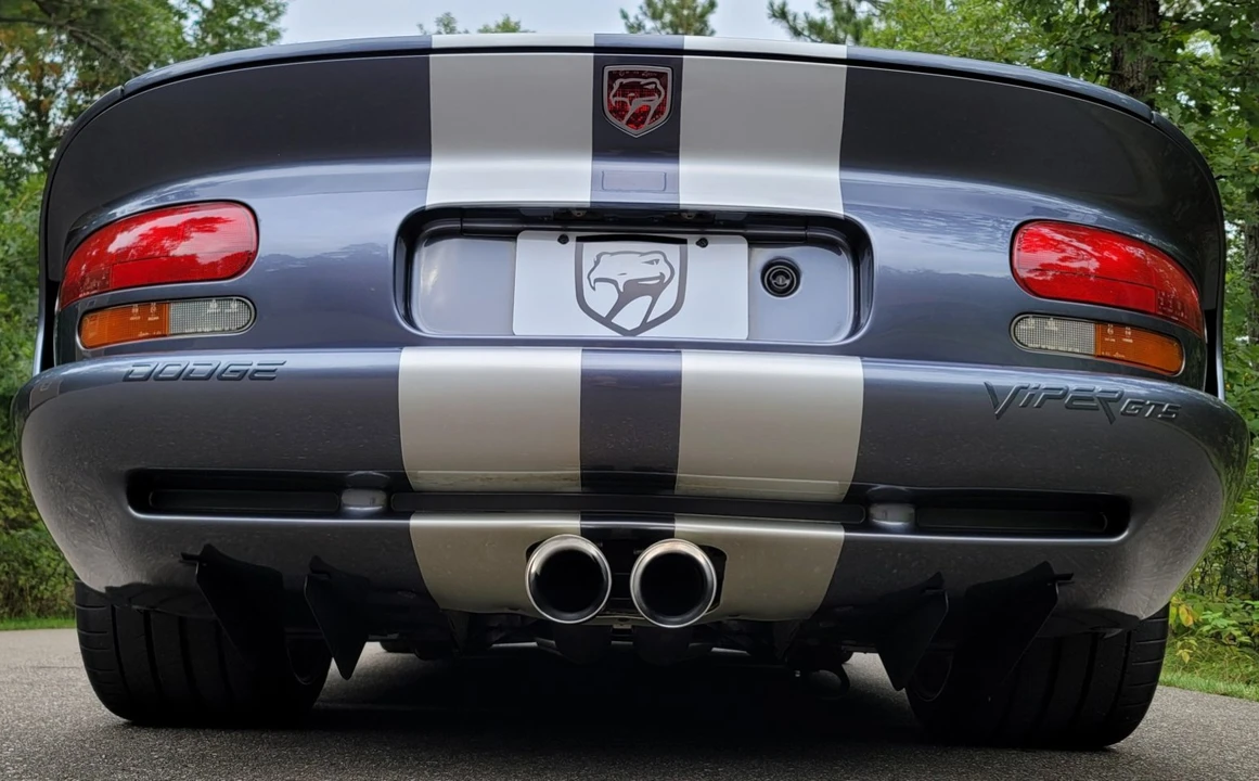 2000 Dodge Viper GTS 2nd Gen - Image 29 of 31