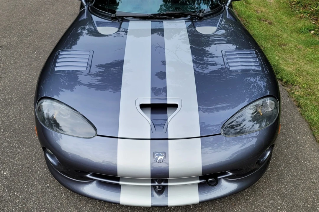 2000 Dodge Viper GTS 2nd Gen - Image 18 of 31