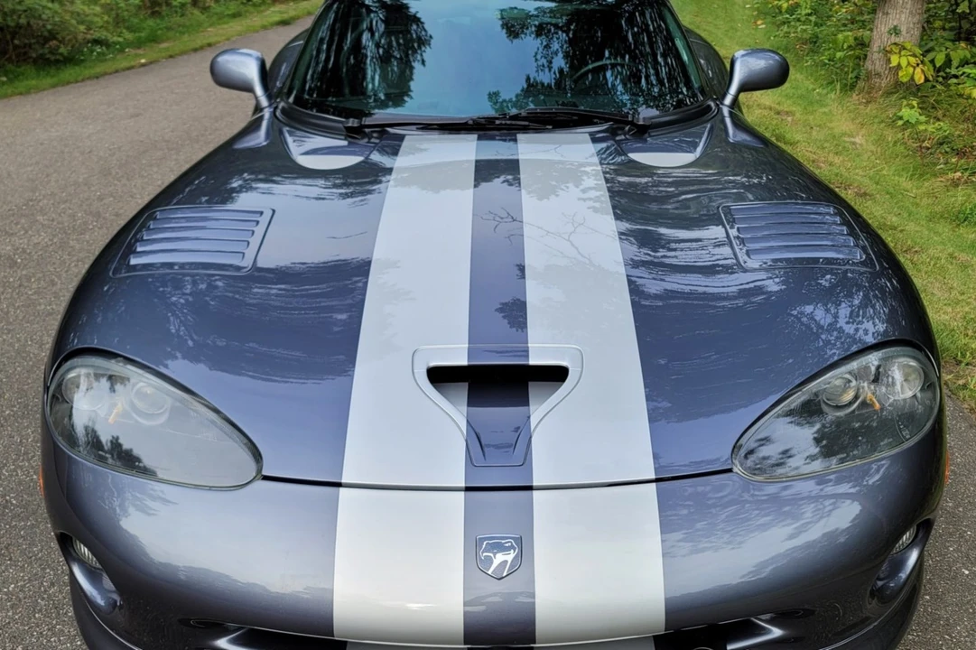 2000 Dodge Viper GTS 2nd Gen - Image 19 of 31