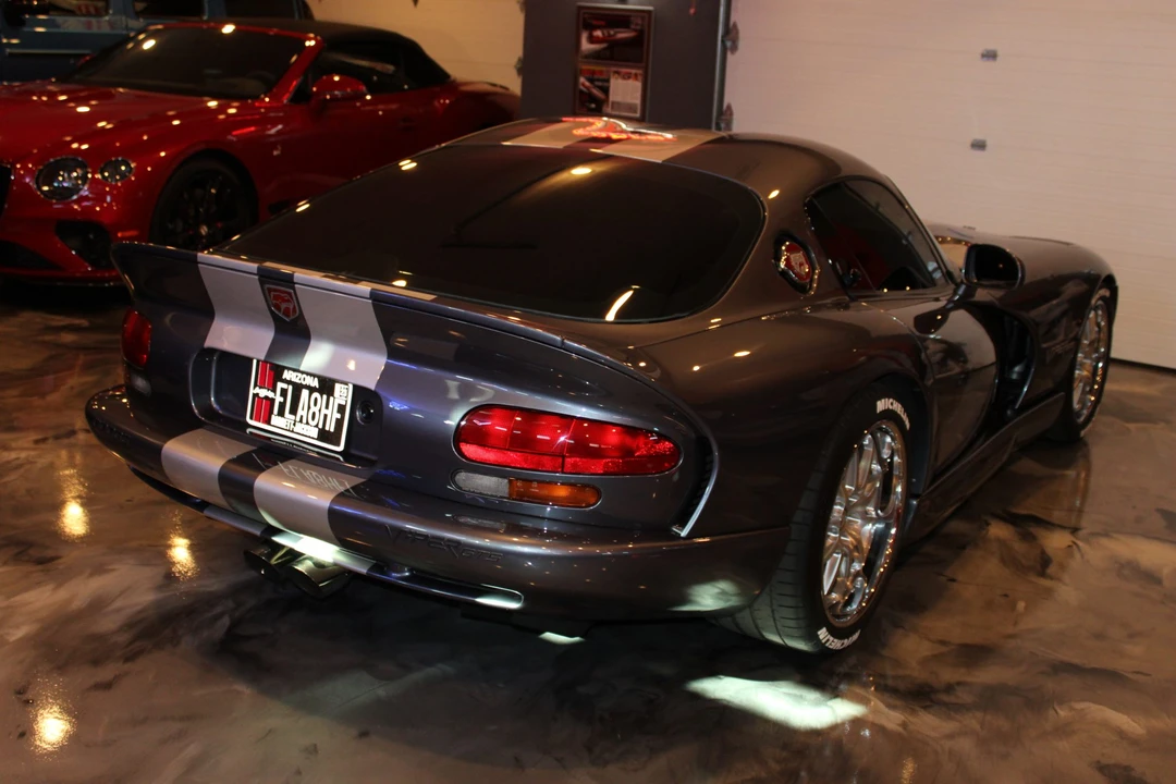 2000 Dodge Viper GTS 2nd Gen - Image 27 of 31