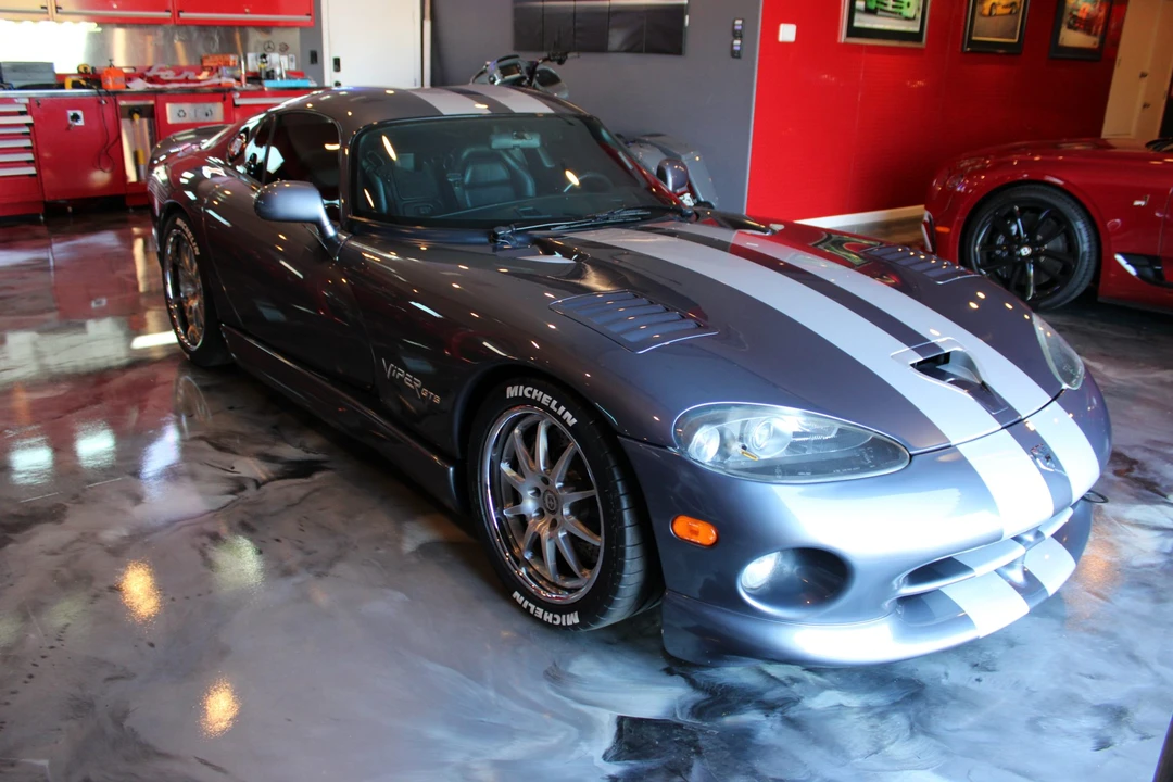 2000 Dodge Viper GTS 2nd Gen - Image 29 of 31