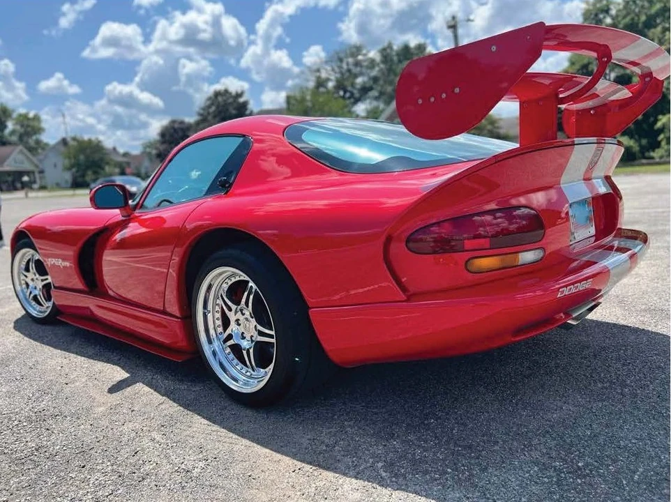 2000 Dodge Viper GTS 2nd Gen - Image 8 of 31