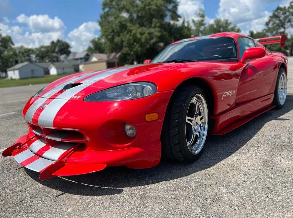 2000 Dodge Viper GTS 2nd Gen - Image 3 of 31