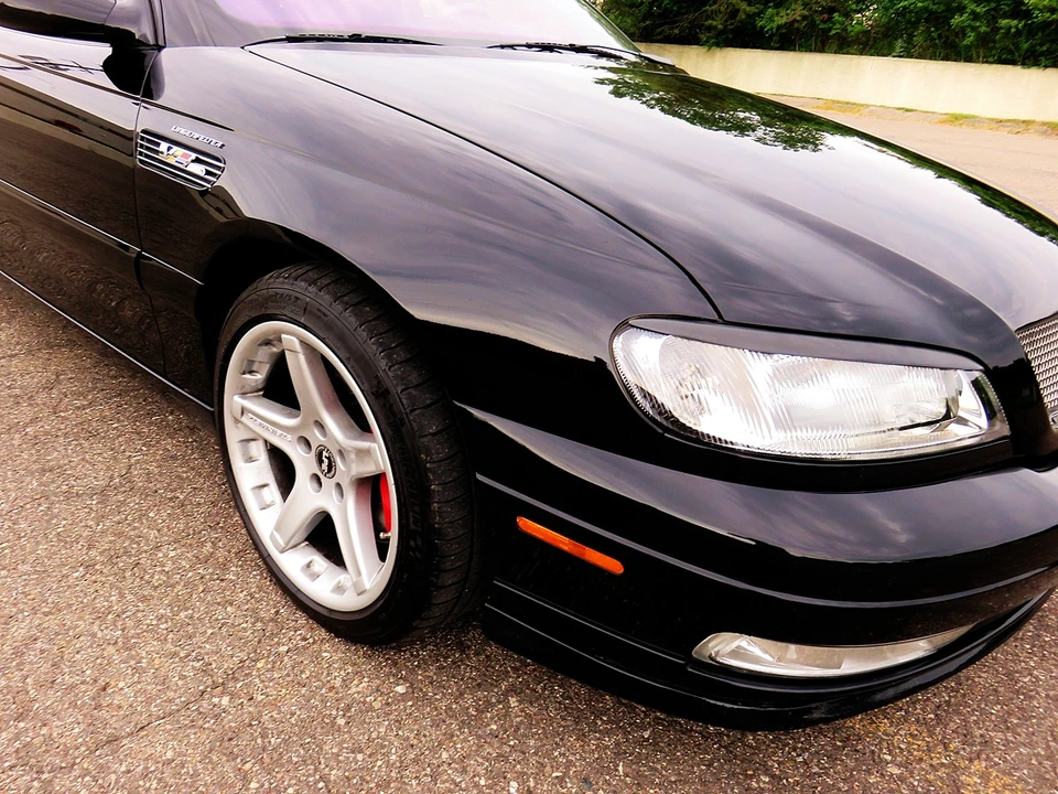 2001 Cadillac Catera - Image 19 of 31