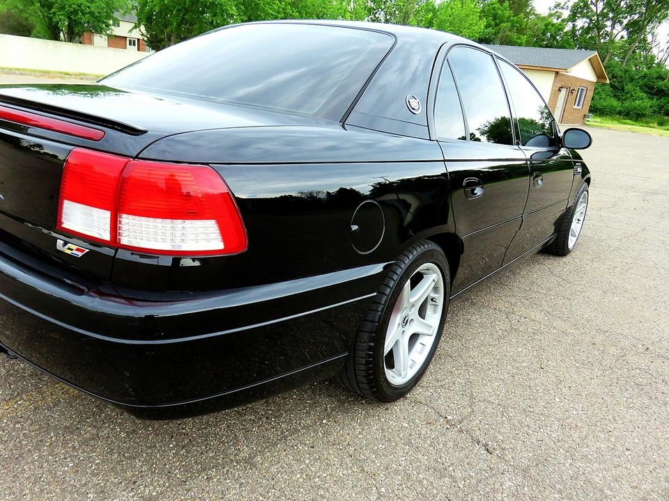 2001 Cadillac Catera - Image 21 of 31