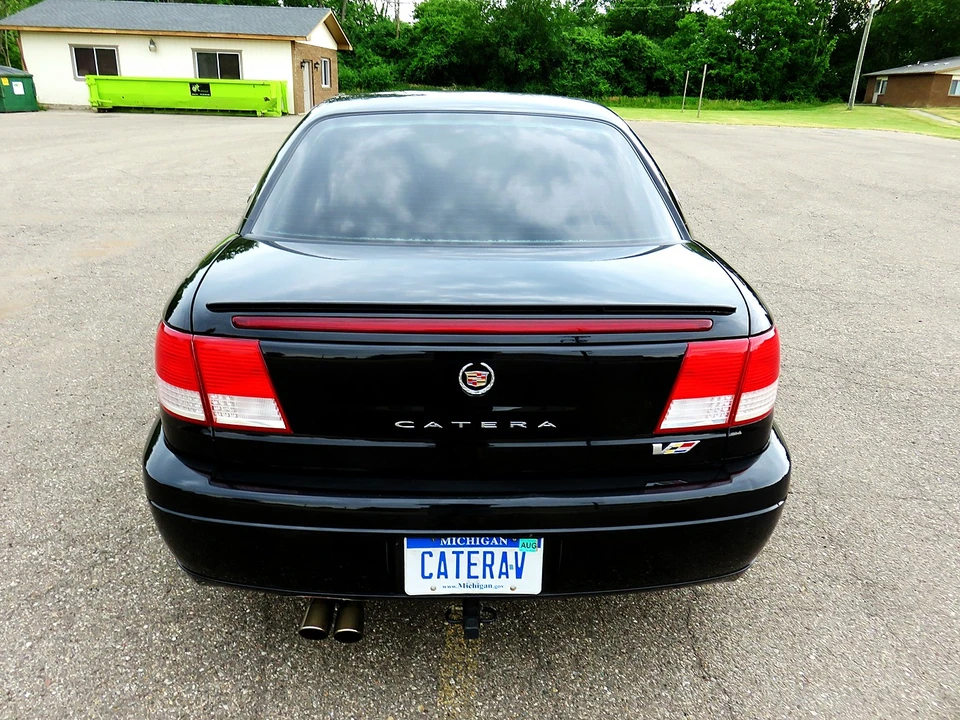 2001 Cadillac Catera - Image 8 of 31