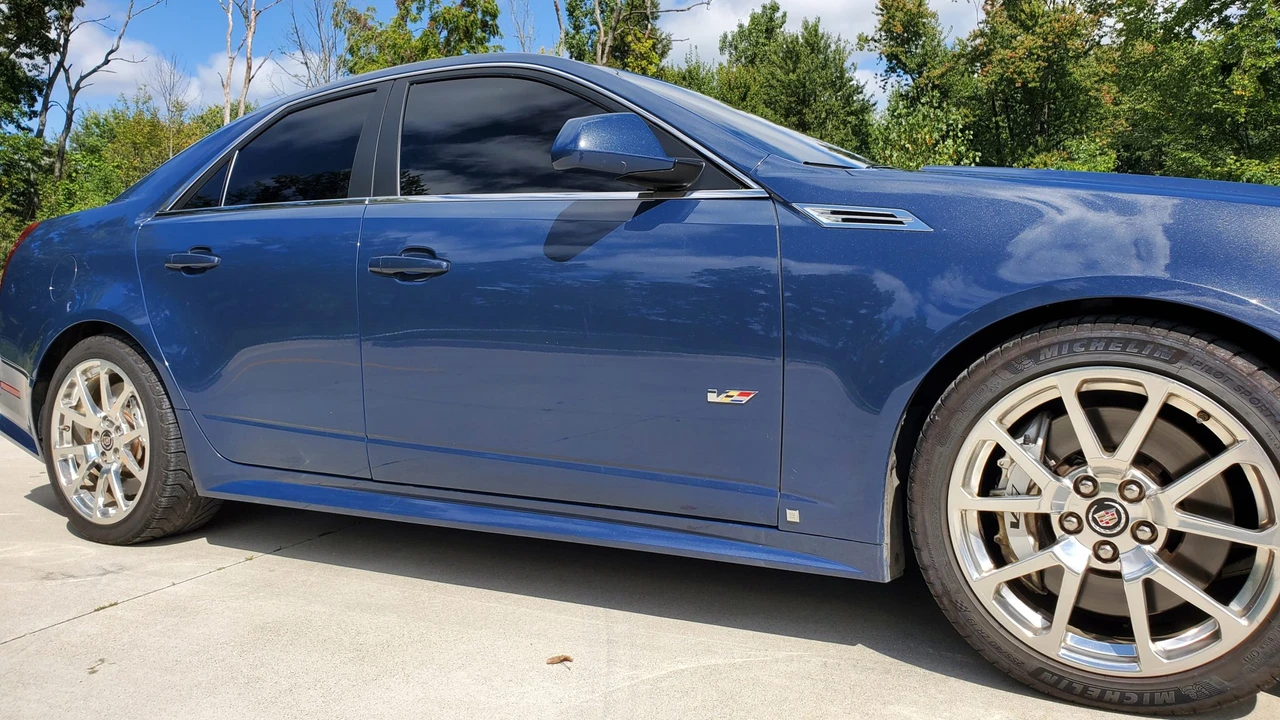 2009 Cadillac CTS-V 2nd Gen - Image 25 of 31