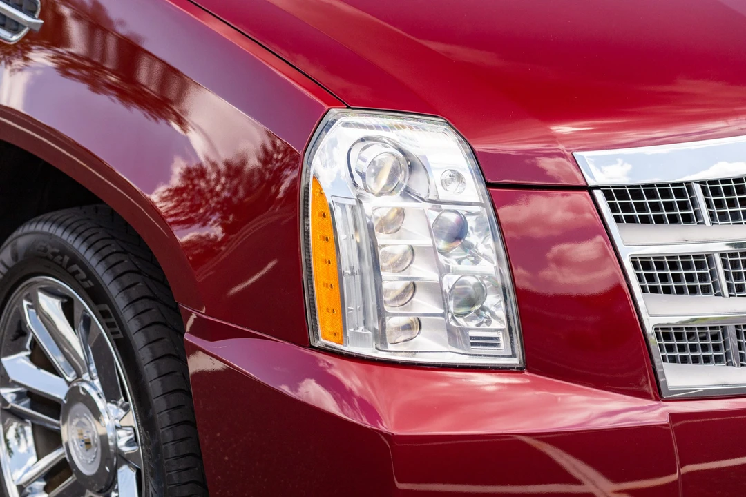 2010 Cadillac Escalade & EXT 3rd Gen - Image 17 of 31