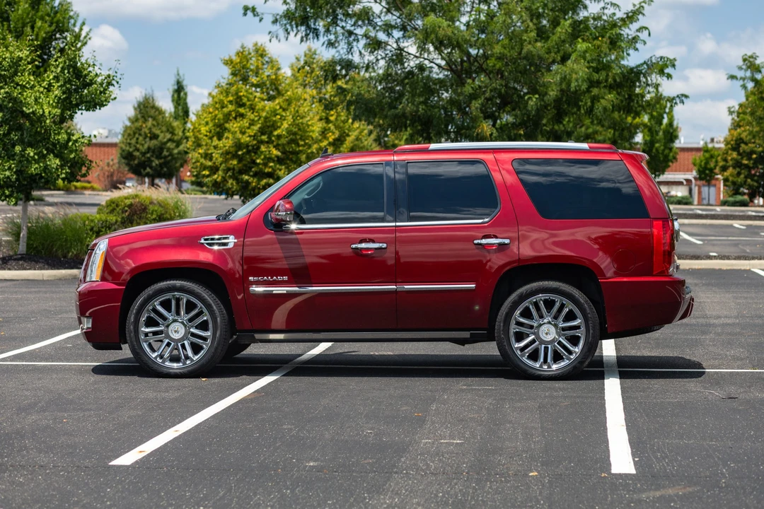 2010 Cadillac Escalade & EXT 3rd Gen - Image 15 of 31