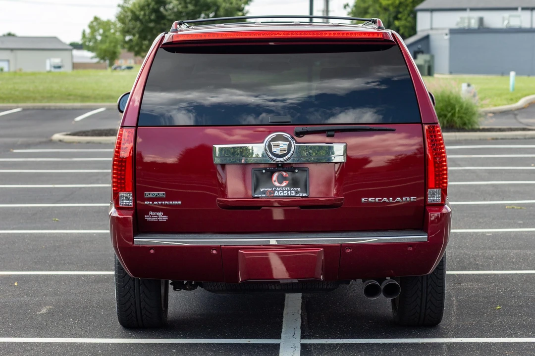 2010 Cadillac Escalade & EXT 3rd Gen - Image 13 of 31