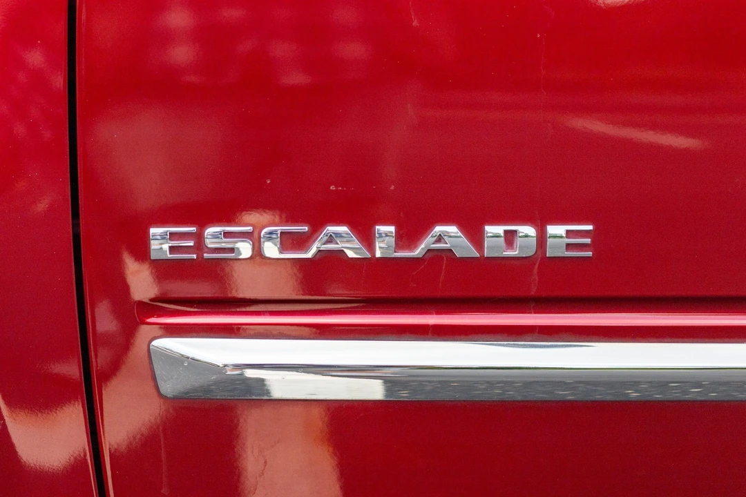 2010 Cadillac Escalade & EXT 3rd Gen - Image 23 of 31