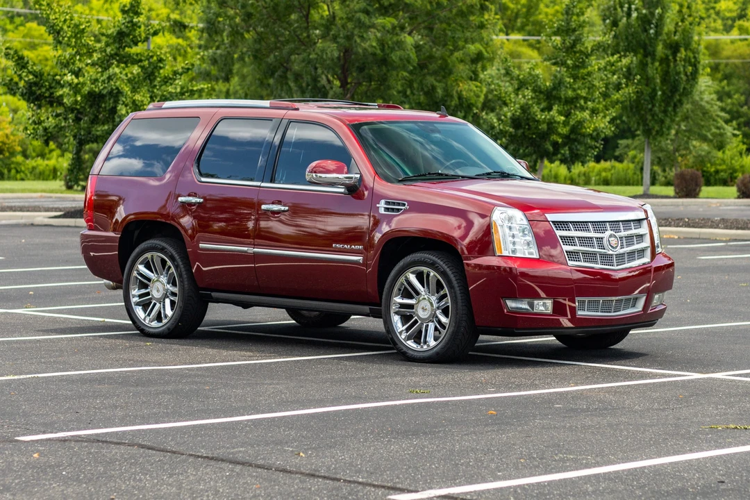 2010 Cadillac Escalade & EXT 3rd Gen - Image 7 of 31