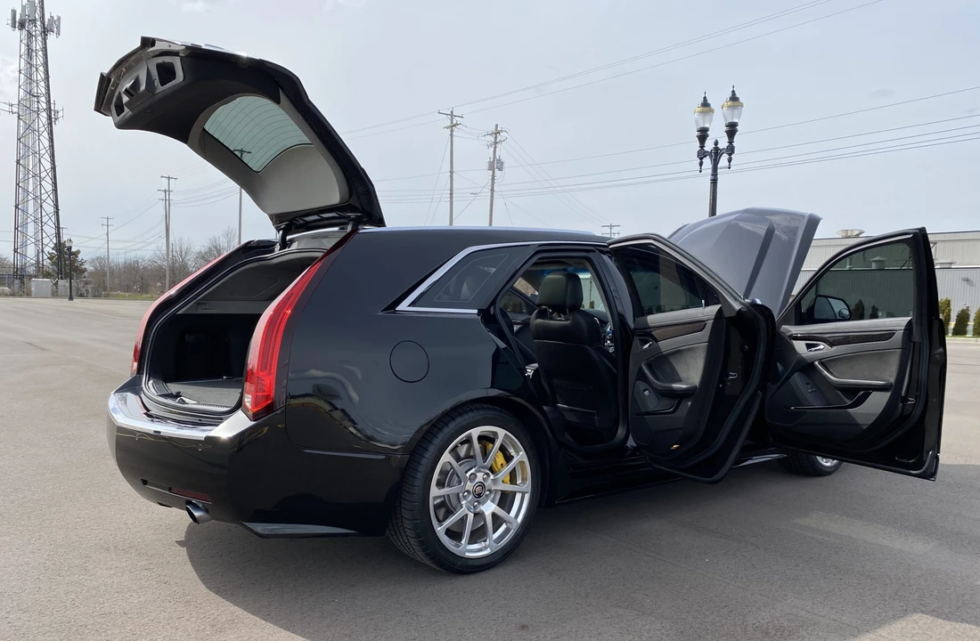 2012 Cadillac CTS-V 2nd Gen - Image 28 of 31