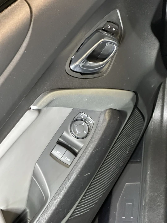 2017 Chevrolet Camaro SS 6th Gen - Image 23 of 31