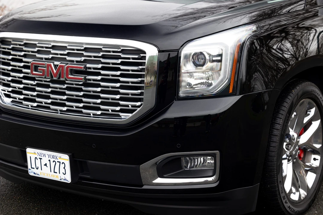 2018 GMC Yukon 4th Gen - Image 30 of 31