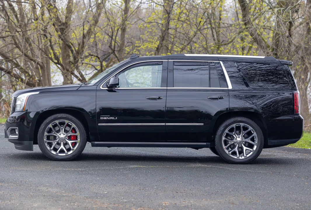 2018 GMC Yukon 4th Gen - Image 5 of 31