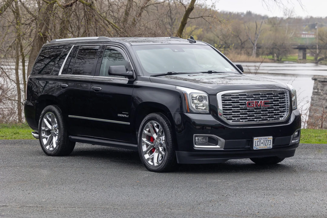 2018 GMC Yukon 4th Gen - Image 16 of 31